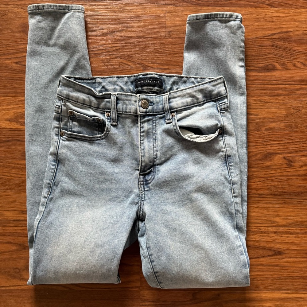 Aeropostale Classic Blue Jeans